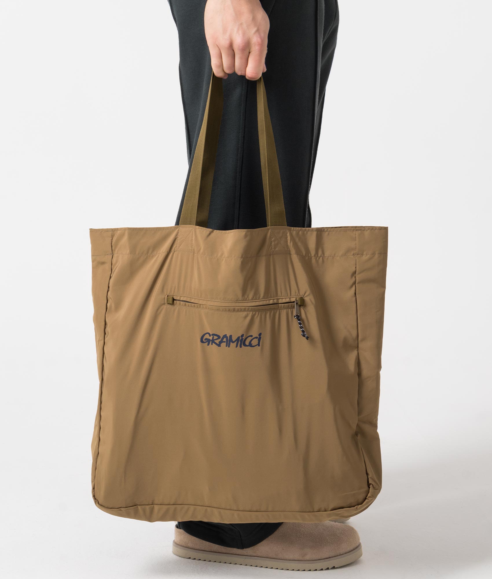 Shell Tote Bag in Tan | Gramicci | EQVVS