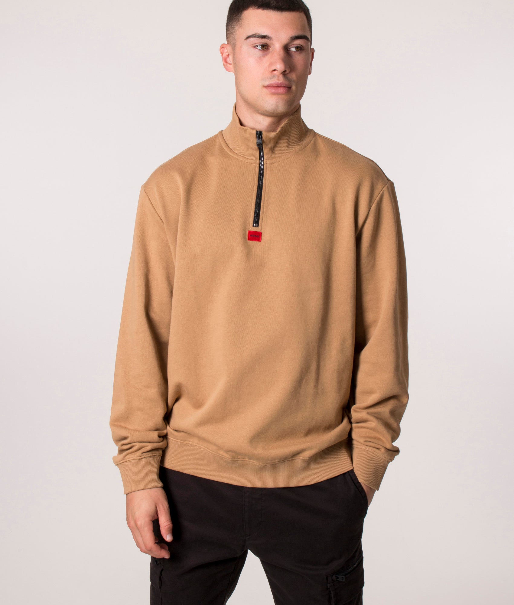 Relaxed Fit Durty Quarter Zip Sweatshirt Light Brown | HUGO | EQVVS