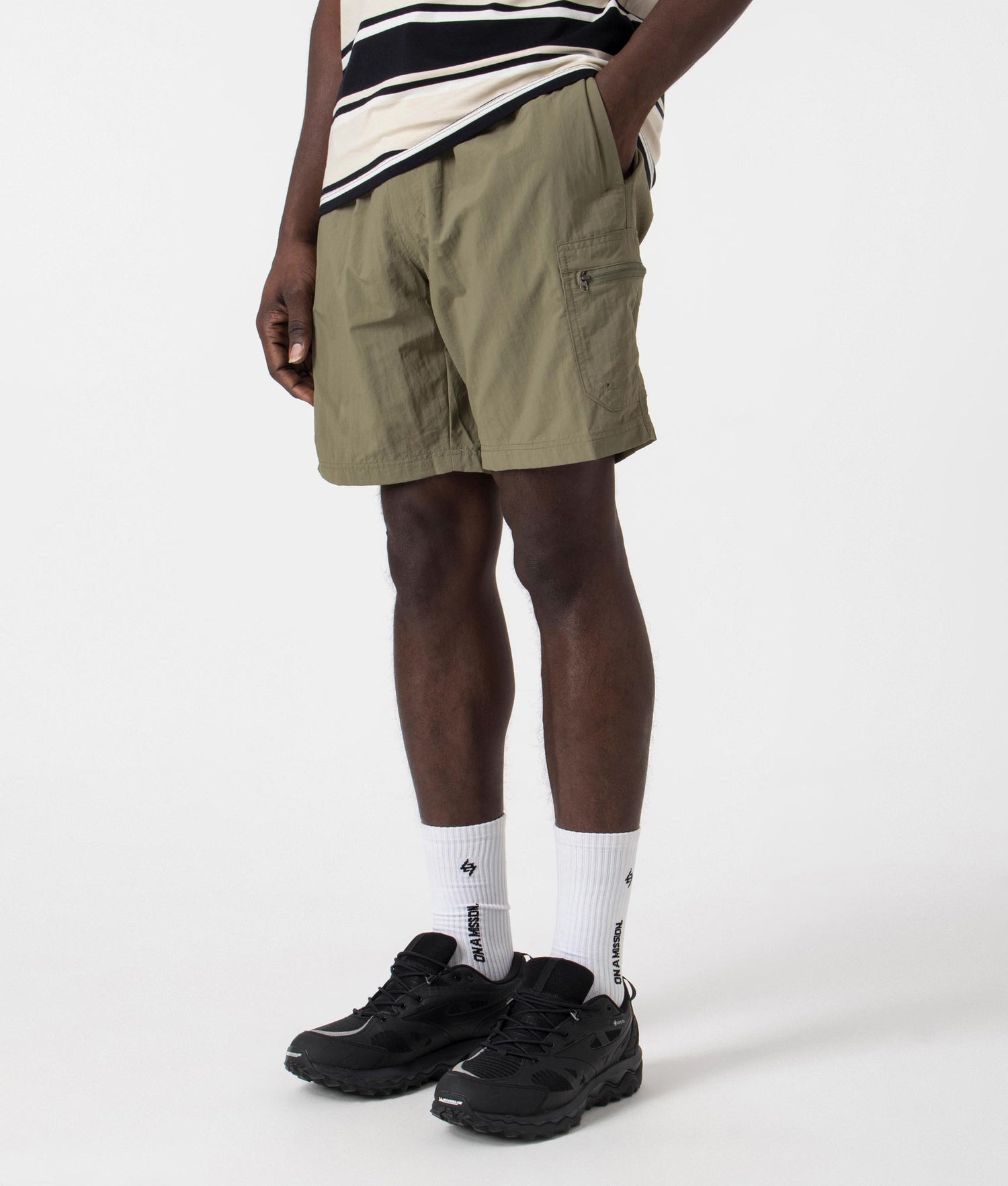 Mountaindale Shorts In Stone Green, Columbia