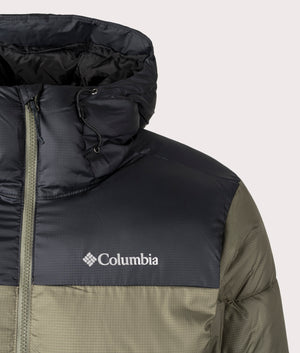 Columbia, Puffect II Hooded Jacket, stone green/black, EQVVS Menswear, detailed photo shot