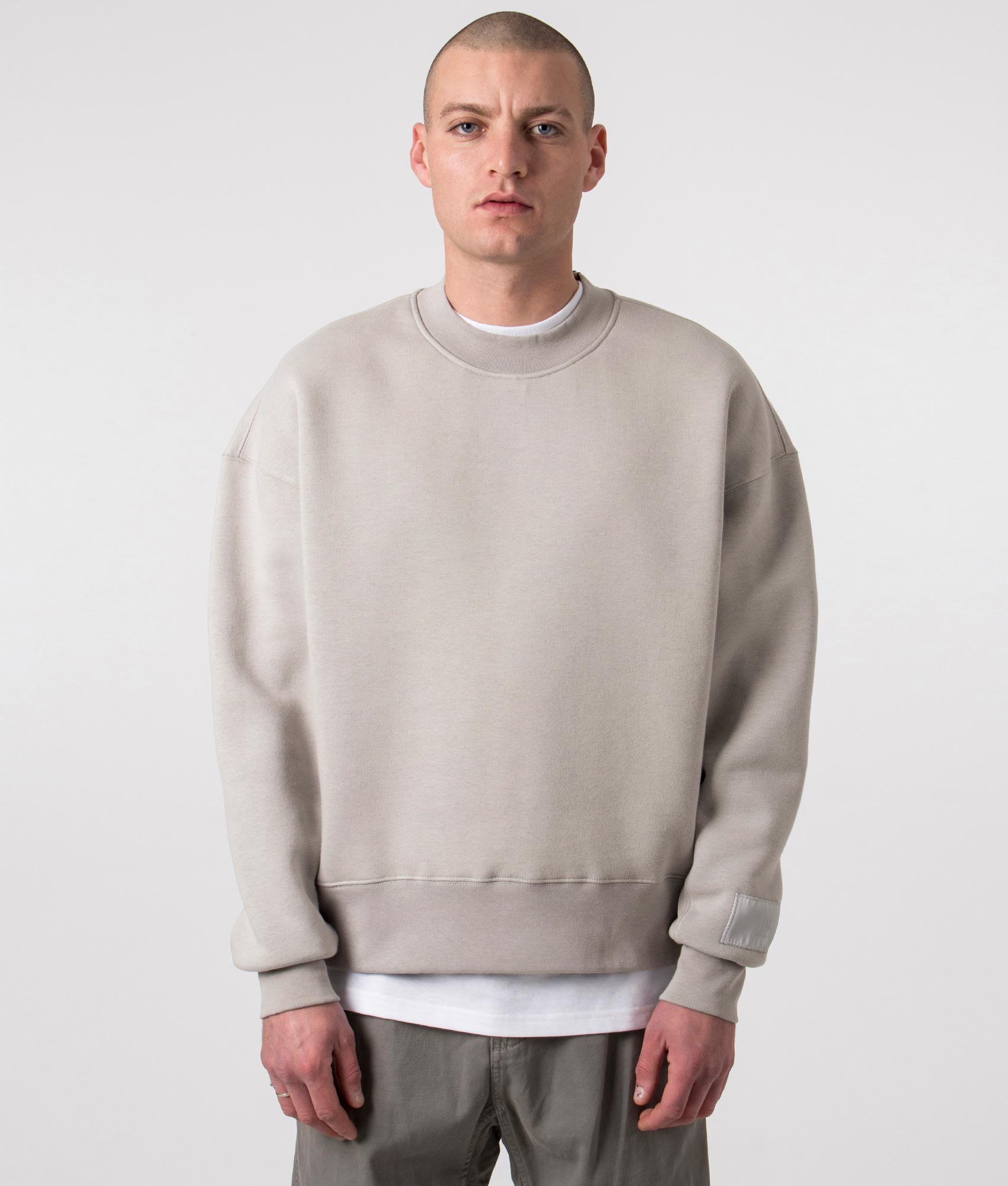 Ami hot sale grey sweatshirt