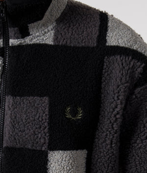 Pixel Borg Fleece Black, Fred Perry, EQVVS, Detail