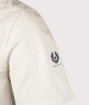 
Belstaff, regular Fit T-Shirt, stone beige, Eqvvs Menswear, detailed shot angle
