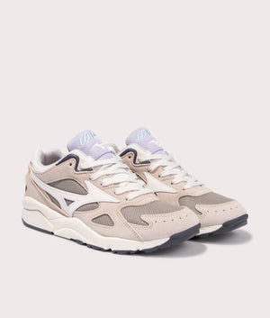 MIzuno Sky Medal Trainers Vintage Khaki/White Sand/Thistle. EQVVS Angle Shot.