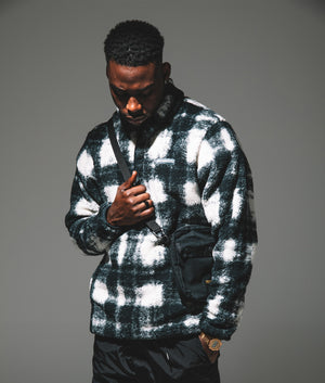 Columbia, Rugged Ridge Half Snap Fleece, chalk ombur, 100% polyester sherpa, EQVVS Menswear, campaign shot photo