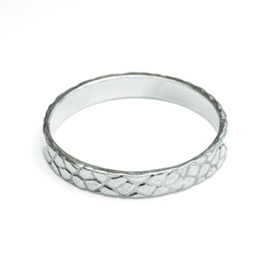 Alex&er Jewellery 925 Sterling Silver Calf Skin Ring at EQVVS. Flat shot.