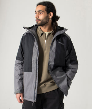 Point park Columbia Jacket, grey. Model. 