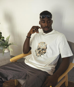 Bunnyskull-T-Shirt-Off-White-PS-Paul-Smith-EQVVS-Campaign-Image