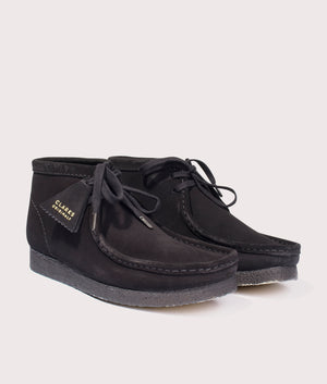 Clarks wallabee 2024 black suede