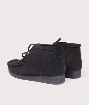 Clarks wallabee black store suede mens boots