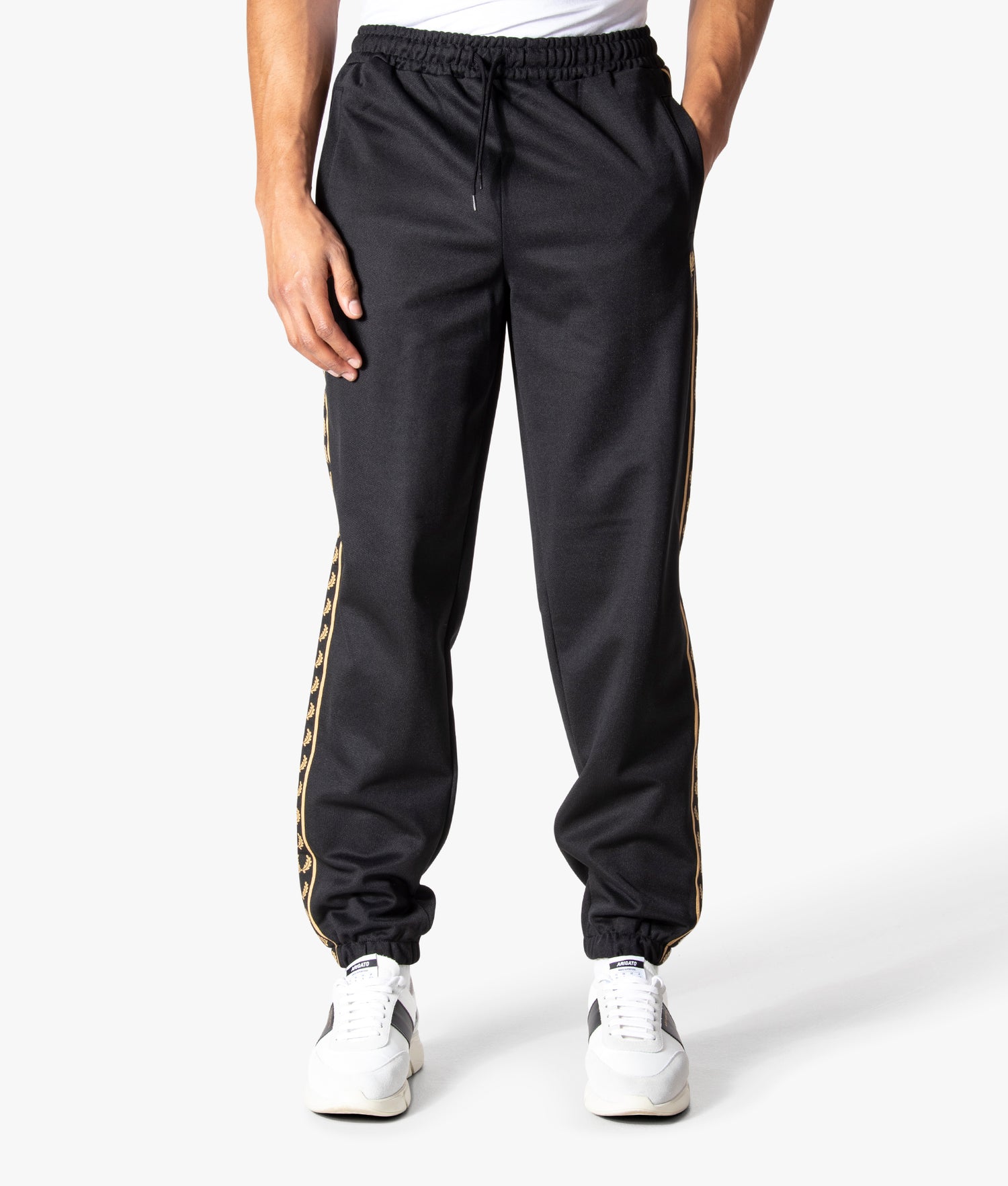 Kappa pants best sale black and gold