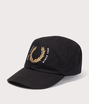 Laurel-Wreath-Canvas-Cap-Black-Fred-Perry-EQVVS