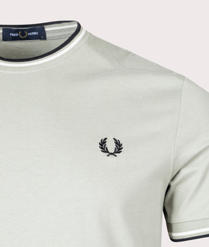 Twin-Tipped-T-Shirt-Seagrass-Fred-Perry-EQVVS