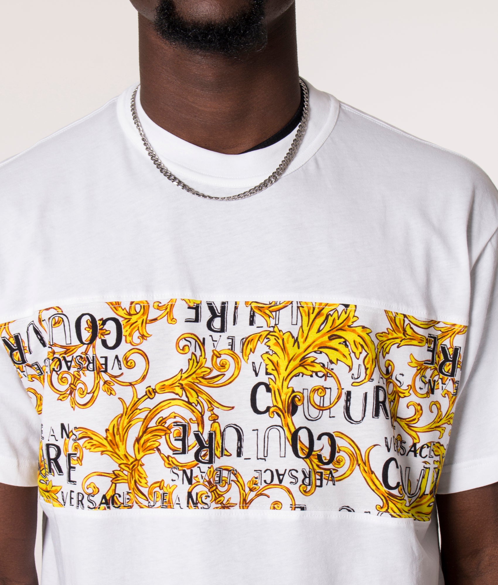 Versace jeans best sale baroque t shirt