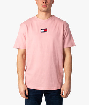 Tommy-Badge-T-Shirt-Broadway-Pink-Tommy-Jeans-EQVVS